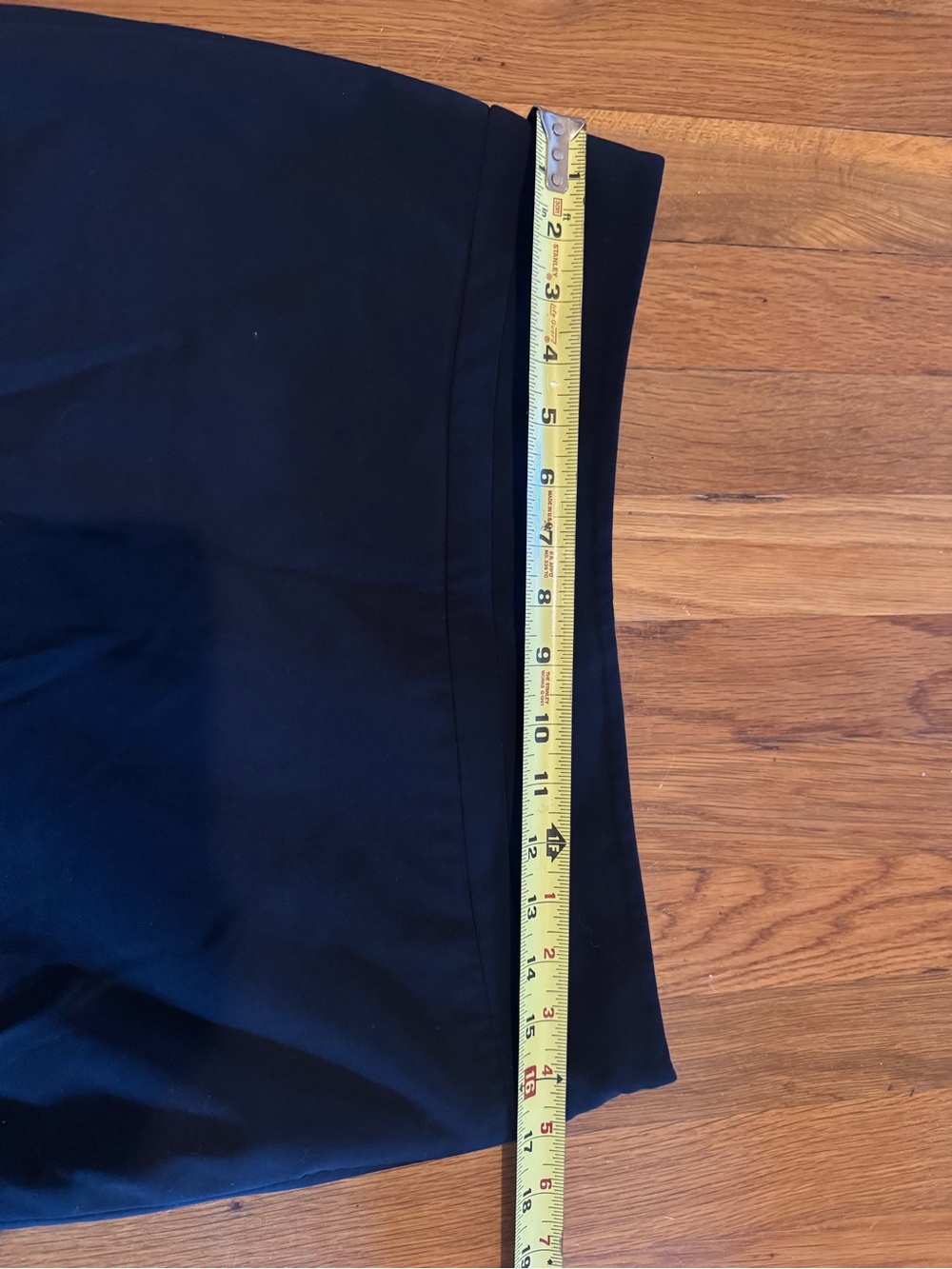 The Limited Navy Pencil Skirt - Sleek Office Staple - Picture 2 of 4